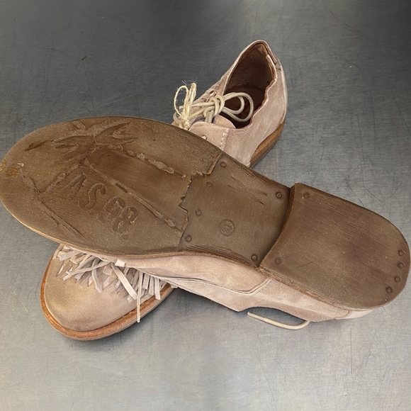 AS98 “ZURI” dusty gray leather. New in box and/or with tags. - Picture 6 of 8